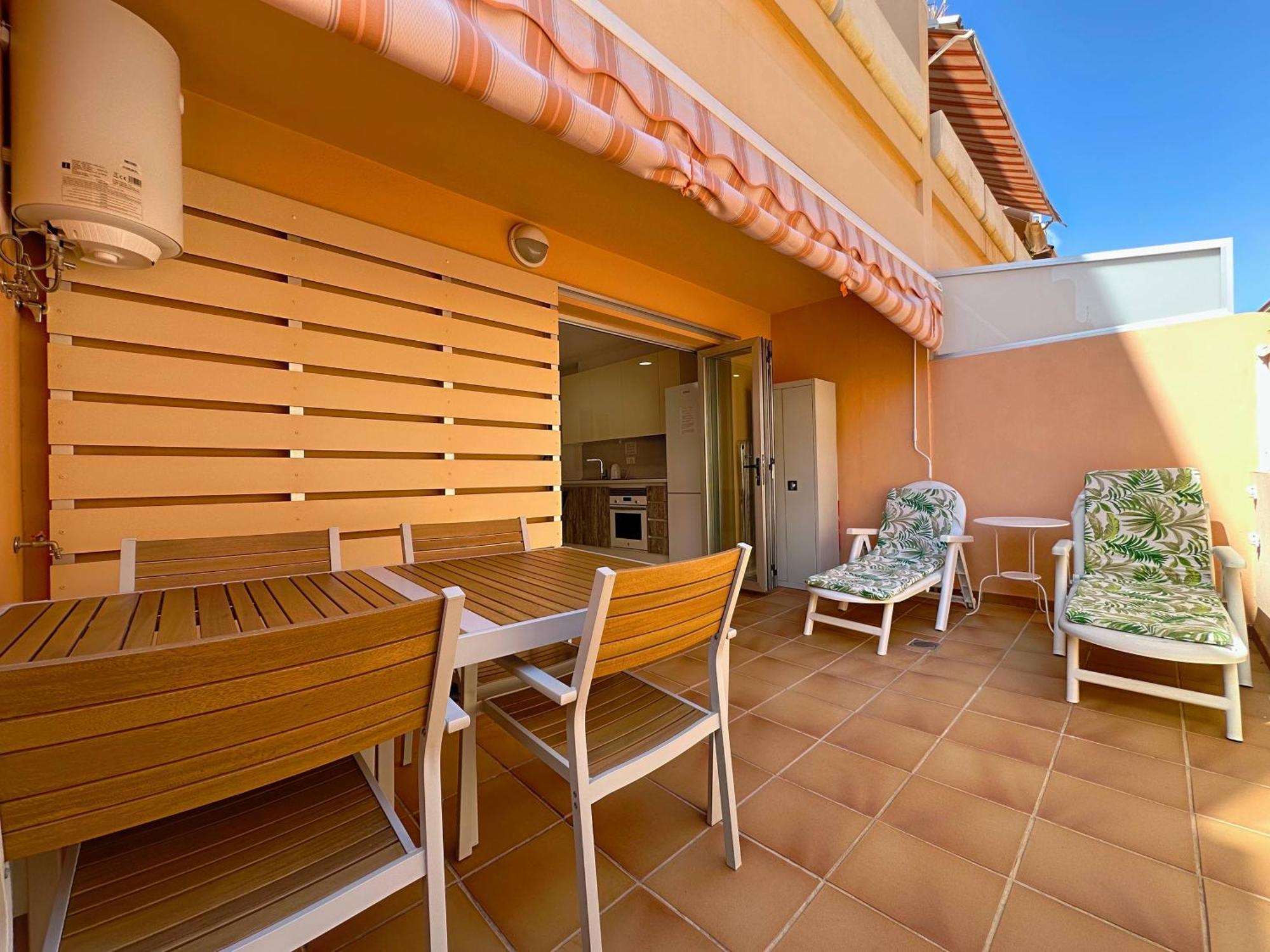 Los Cristianos Piscina Y Terraza Los Cristianos (Tenerife) Exterior foto